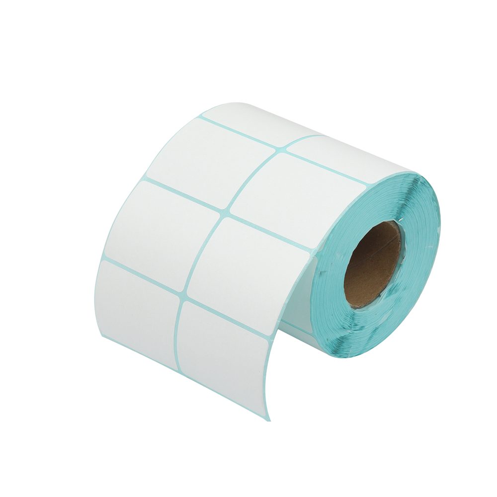 ROLLO DE PAPEL  50 x 40  DOS COLUMNAS Facilita el etiquetado de productos con papel térmico directo de alta capacidad, ideal para impresión de códigos de barras, stickers y marcación en entornos comerciales. • Papel térmico directo • Sensible al calor • Tamaño de etiqueta: 50 x 40 mm • Diámetro exterior: 100 mm • Diámetro del núcleo (core): 40 mm • 2000 etiquetas por rollo • 2 columnas • Paquete x 1 unidad • Compatible con impresoras de códigos de barras con método de impresión térmico directo • Compatible con impresoras código 40155, 40244, 40146, 40229 y 40239 • Uso recomendado: impresión de códigos de barras, stickers...