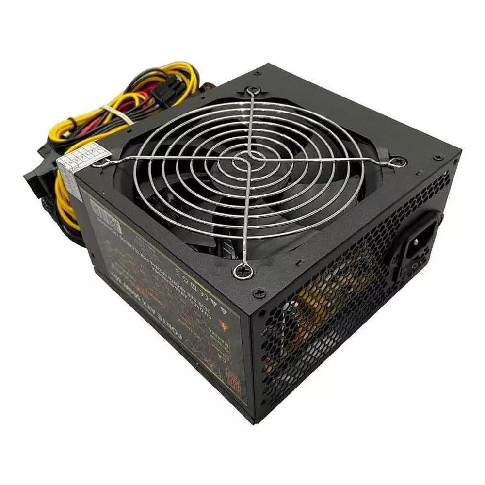 FUENTE DE PODER GAMER 700W Fuente de poder Gamer -Certificación 80 plus bronce -Potencia: 700W -ATX Para los PC GAMER -Ventilador silencioso de 12cm Conectores: -MB: 24 pines x 1 -IDE: x 2 -SATA: X 6 -CPU: P8(P4+P4) x 2 -PCI-E: P8(6+2) x 2 -Longitud del cable 70CM -Enchufe macho -Interruptor I/O - Incluye cable de alimentación estándar Protecciones: -Bajo voltaje -Sobre-voltaje -Sobre-corriente -Corto-circuito -Alta temperatura -Sobrecarga -Medidas:15cmX16cmX8.6cm