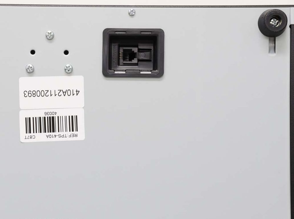 CAJÓN MONEDERO 350MM RIEL METÁLICO | Compartimentos de Billetes: 4 | Compartimientos de moneda: 5 | Material metálico negro | Rodachines sobre riel metálico | Fuente de energía 12V / 24V | Interfaz: RJ12